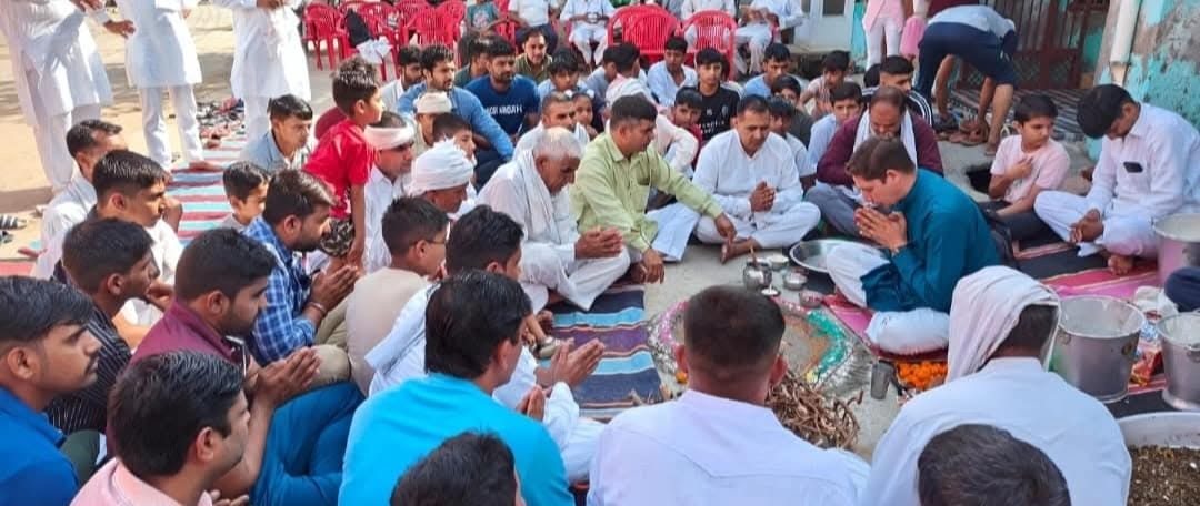 दादा भईया कासनी के 15वें विशाल भंडारे में उमड़ा जनसैलाब, जागरण और रक्तदान शिविर बने आस्था के केंद्र