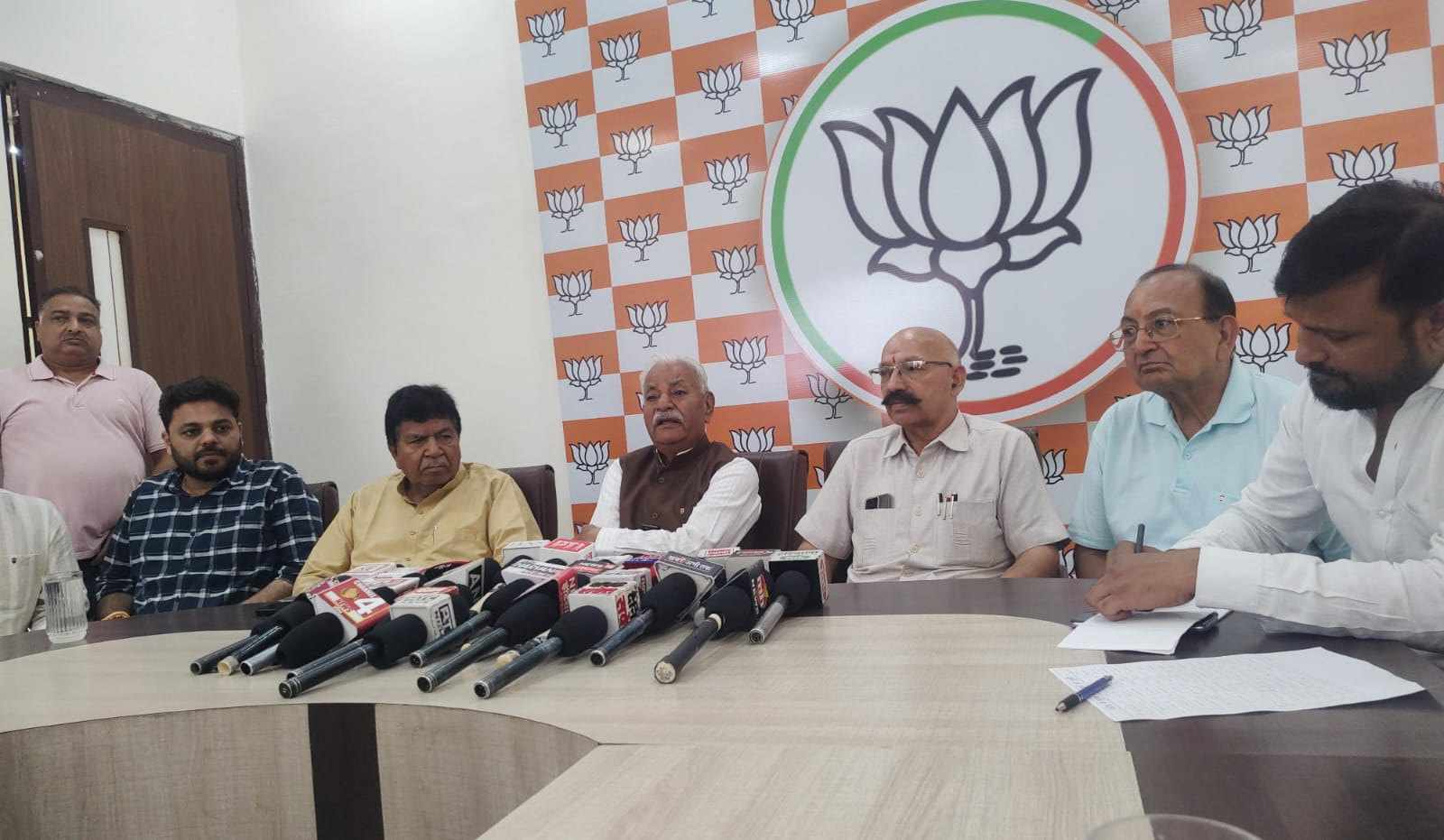 ‘संविधान हत्या दिवस’ पर भाजपा मुख्यालय में विशेष कार्यक्रम, मुख्यमंत्री नायब सिंह सैनी होंगे मुख्य अतिथि
