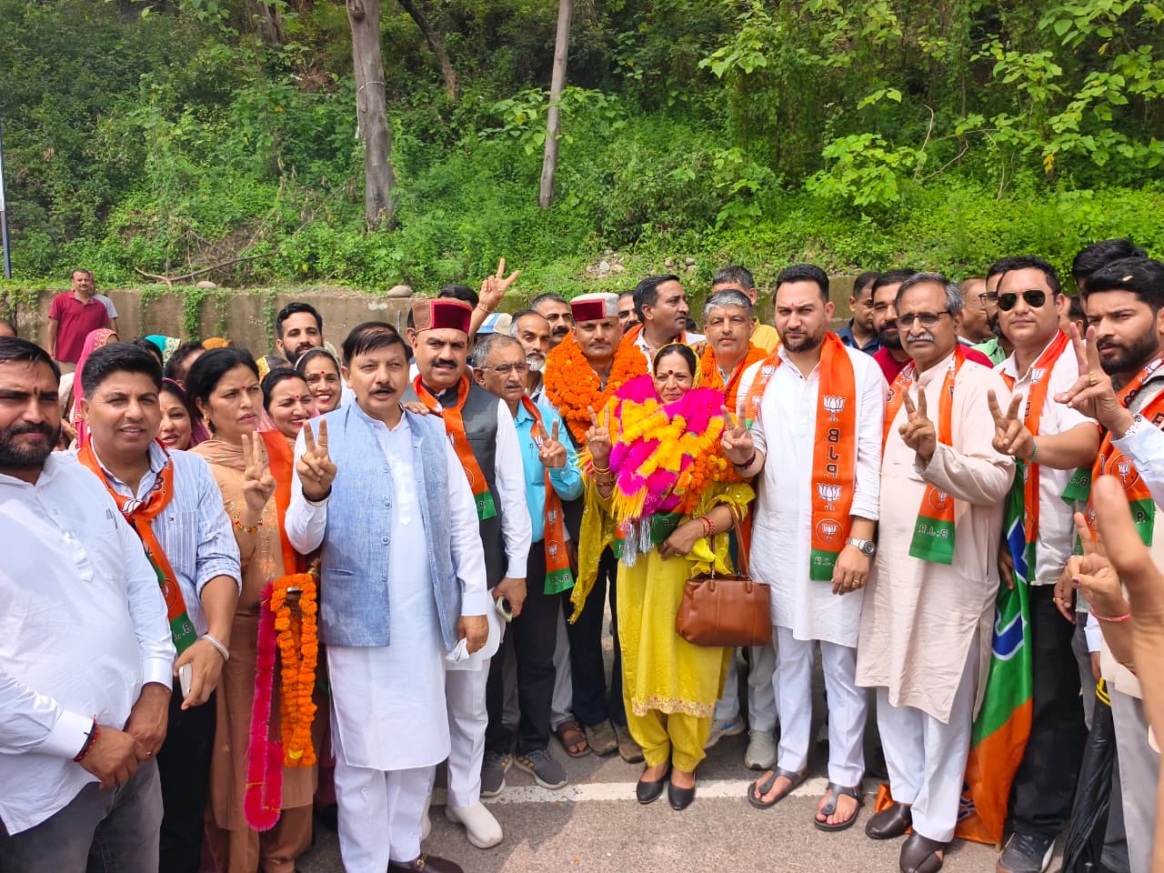 हमीरपुर जिला परिषद में भाजपा का पूर्ण बहुमत, अध्यक्ष और उपाध्यक्ष निर्विरोध निर्वाचित