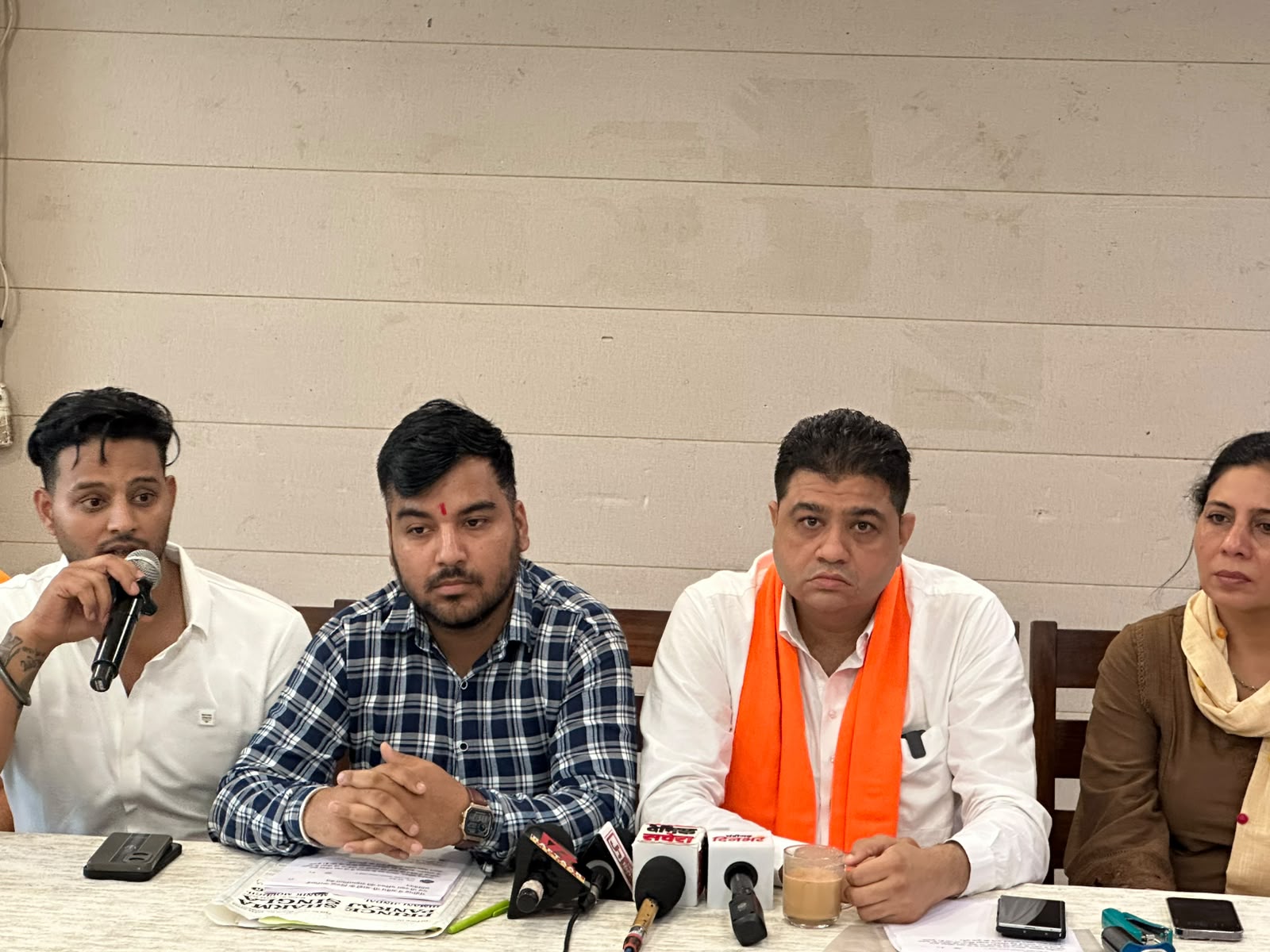 आरटीआई से मिली जानकारी,निगम के पास गायों को पकड़ने की एसओपी भी तैयार नहीं हो पाई