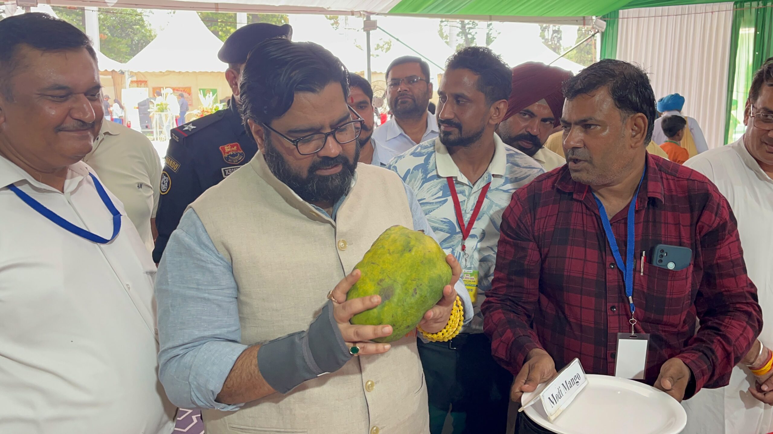 भारत की पारंपरिक आम किस्मों की दुनिया में अलग पहचान