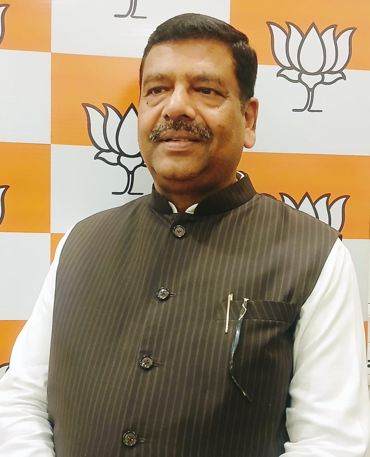 भाजपा ने अपने दो मंडल अध्यक्ष बदले