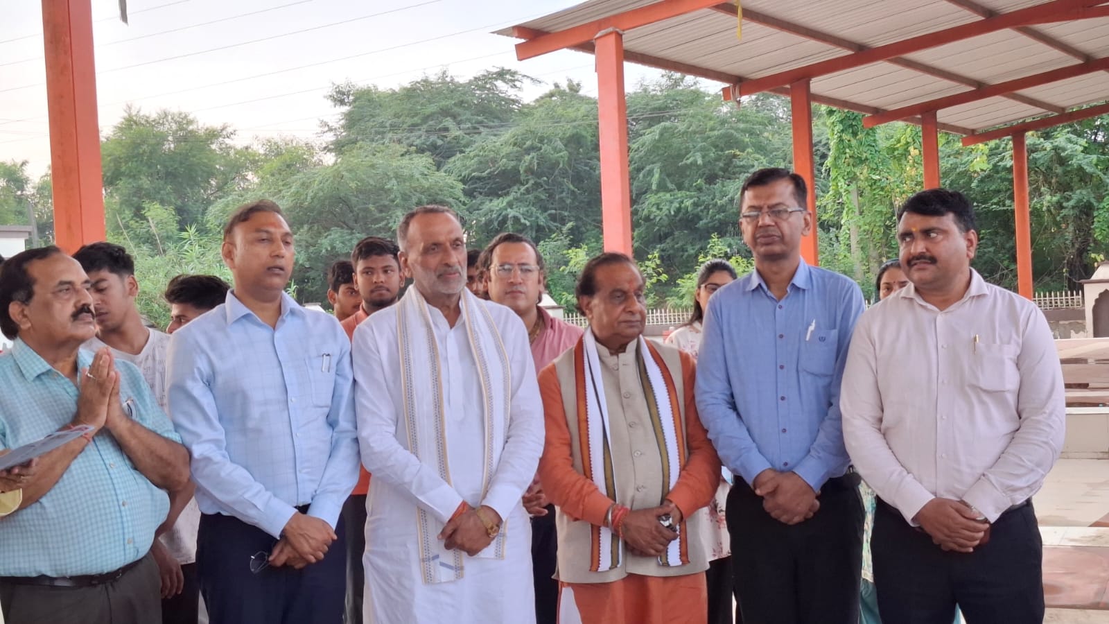 घग्घर नदी के किनारे गूंजा मां गंगा का जयघोष, श्रद्धालुओं ने की सामूहिक आरती