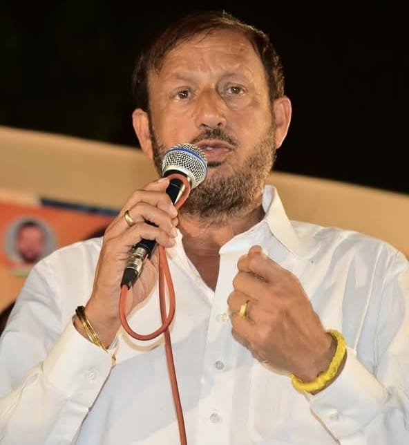 सफाई मित्रों की हड़ताल पर पूर्व विधायक ने सरकार को घेरा
