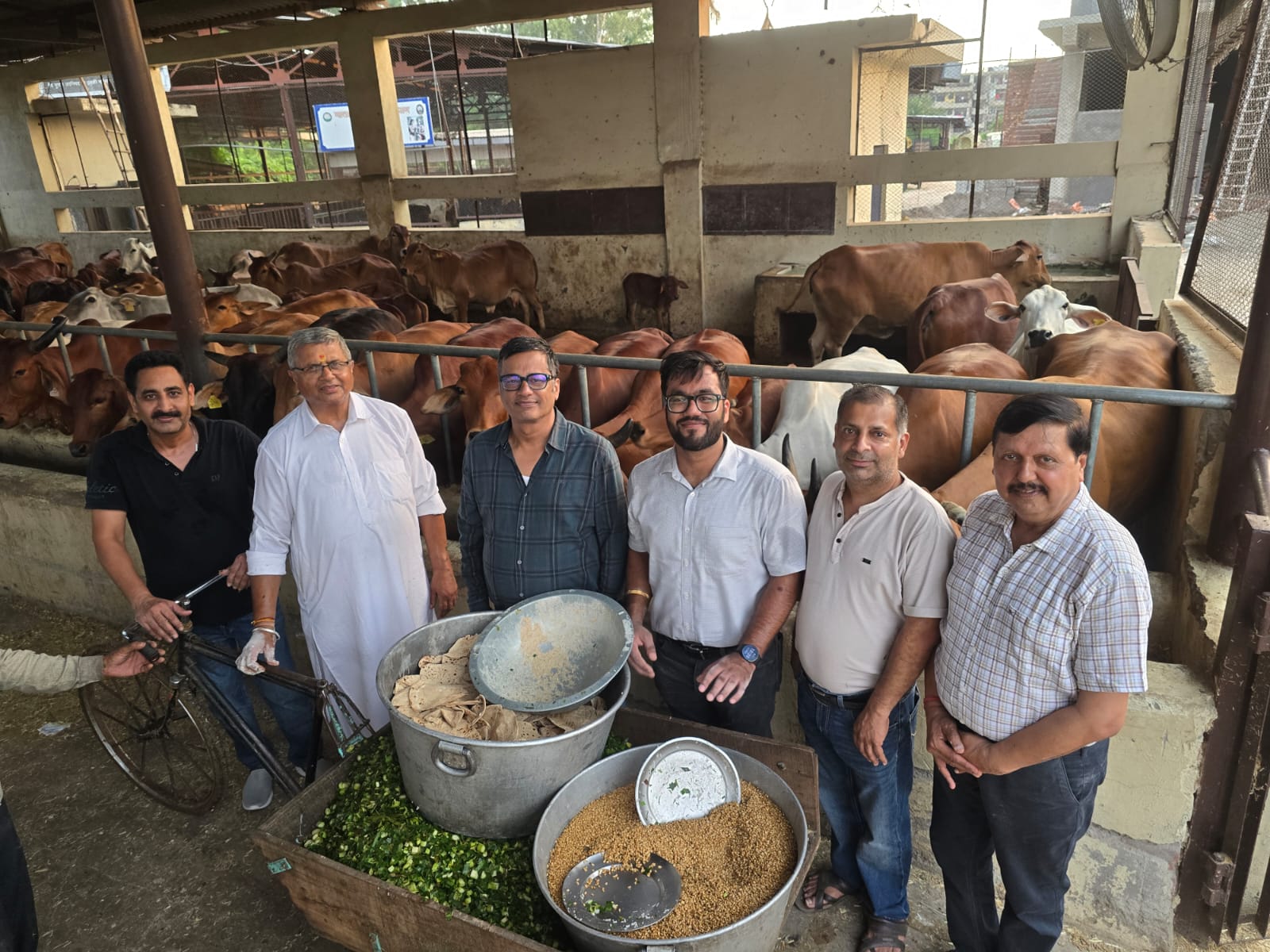 सावन की अमावस्या के अवसर पर श्री राम सेवादार ट्रस्ट ने लगाए नौ विशाल भंडारे