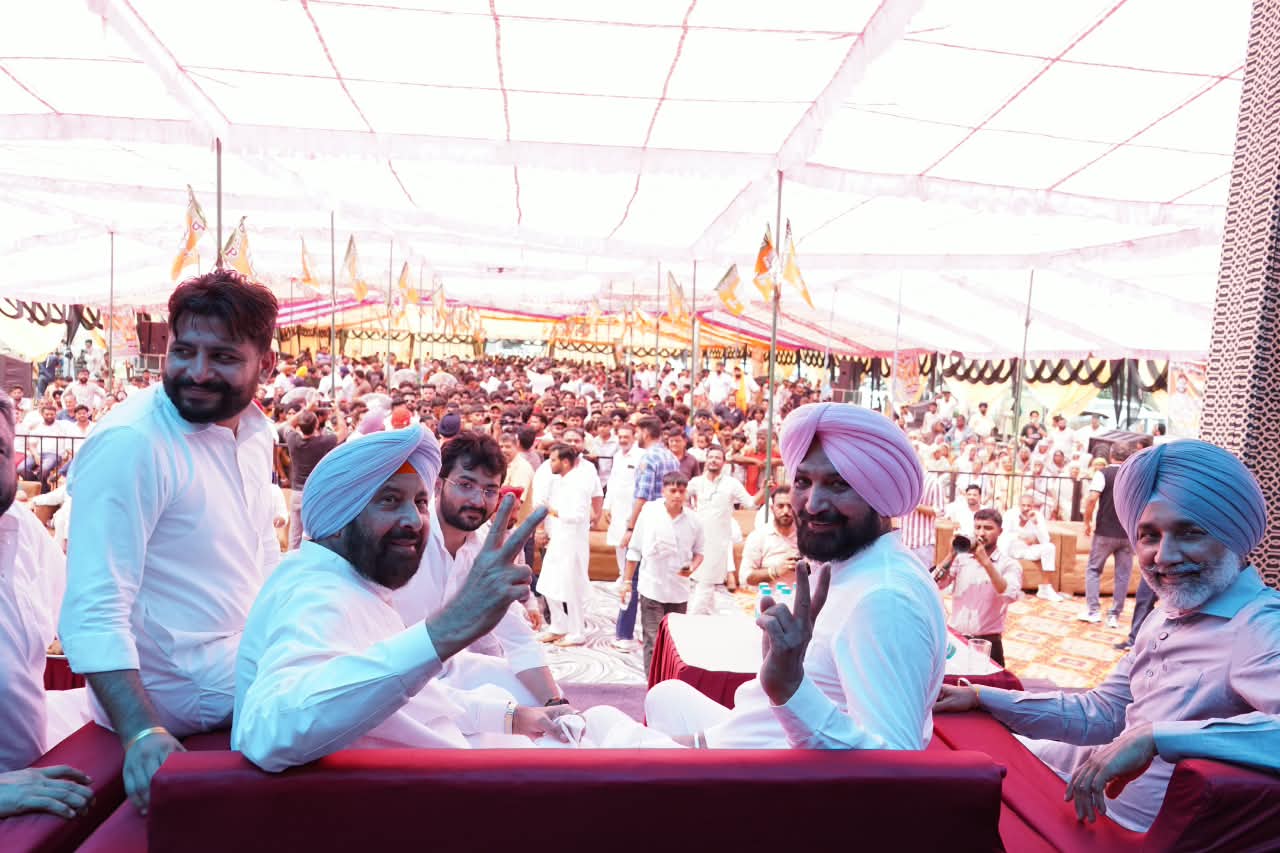 मोहित जंड व भानू समर्थकों समेत पार्टी में शामिल