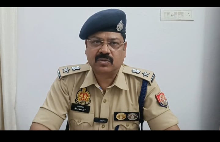 ट्यूबेल पर वृद्धा से लूट, दो शातिर गिरफ्तार; झटका मशीन, पायल और नकदी बरामद पुलिस अधीक्षक ग्रामीण