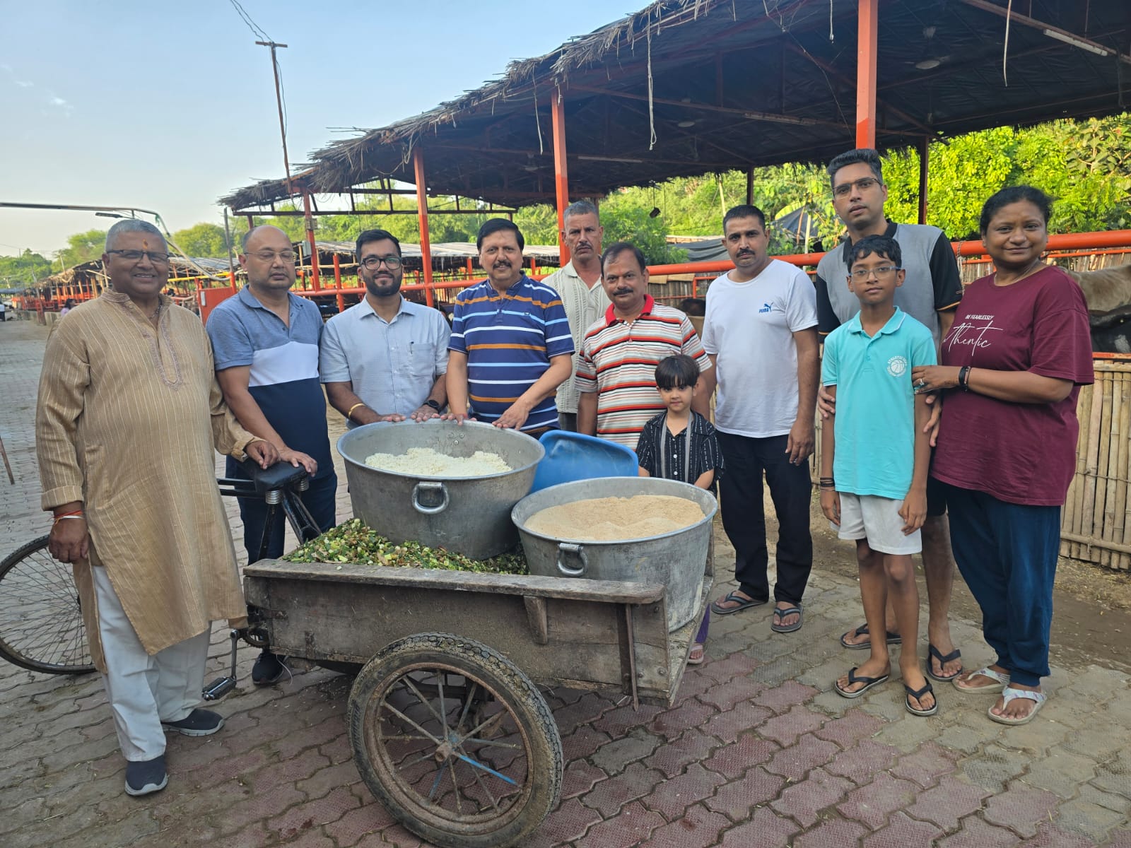 श्री राम सेवादार ट्रस्ट ने लगाए सात विशाल भंडारे