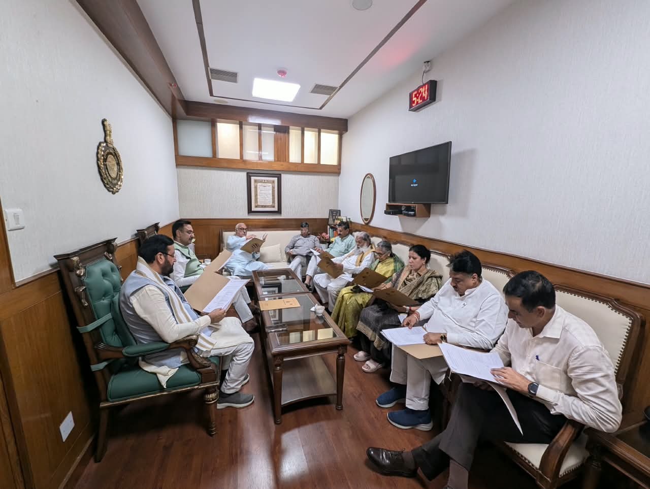 हरियाणा विधान सभा में कार्य सलाहकार समिति की बैठक सम्पन्न