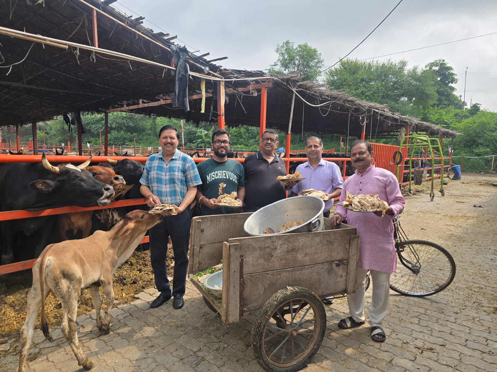 श्री राम सेवादार ट्रस्ट ने लगाए सात विशाल भंडारे