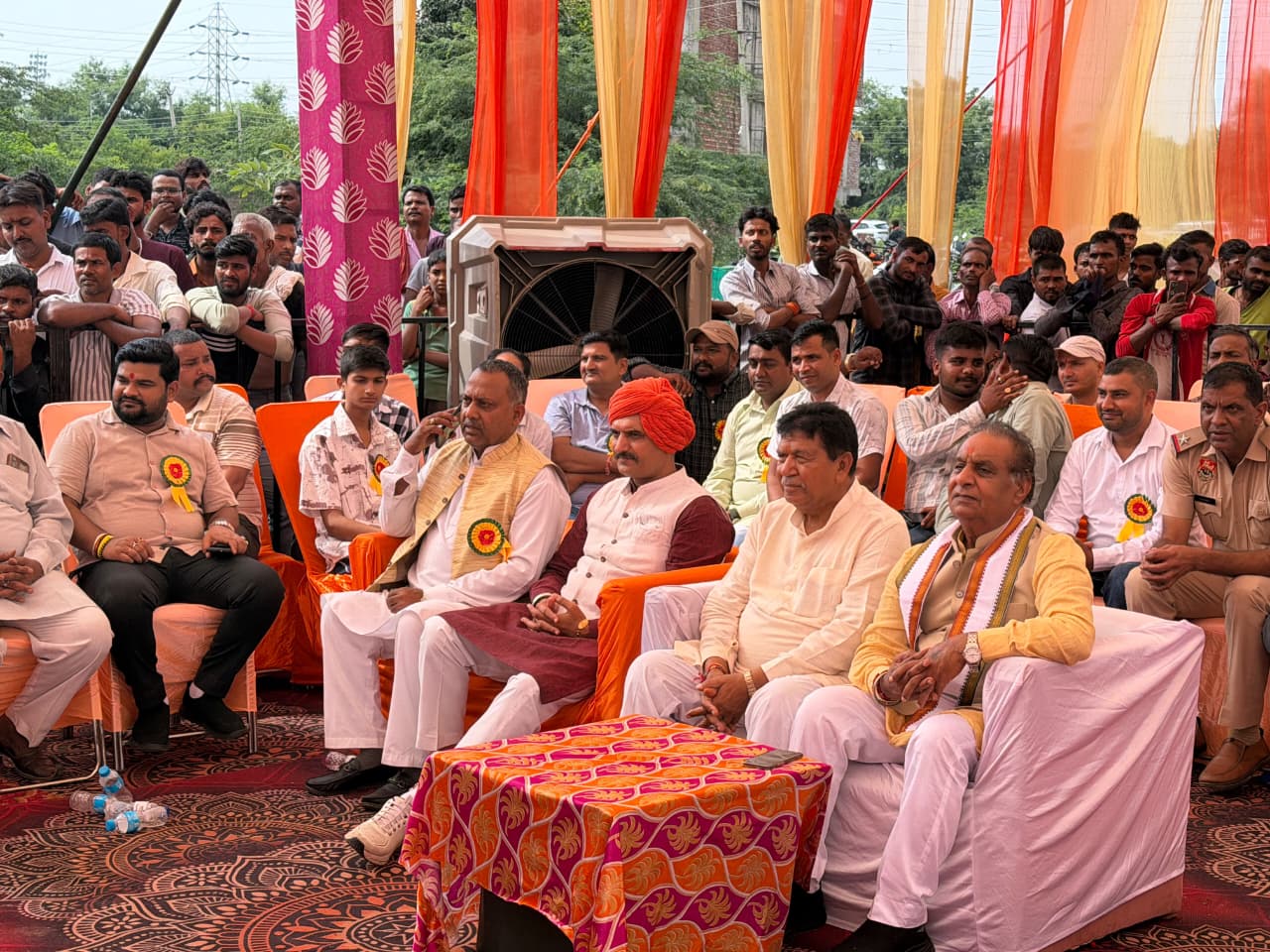 छठ पूजा घाट पर धूमधाम से मनाया विश्वकर्मा दिवस, श्रमिकों एवं ठेकेदारों की रही विशेष भागीदारी