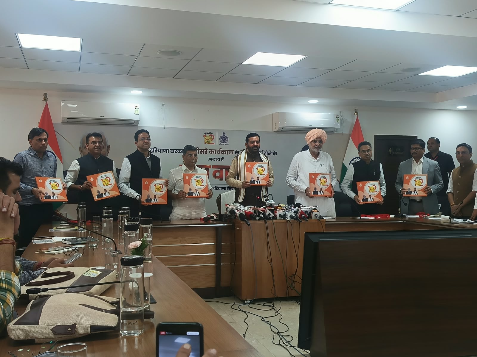 हरियाणा सरकार के दो साल पूरे, CM नायब सैनी ने गिनाईं उपलब्धियां; 11 हजार से अधिक रोजगार के अवसर पैदा करने का दावा