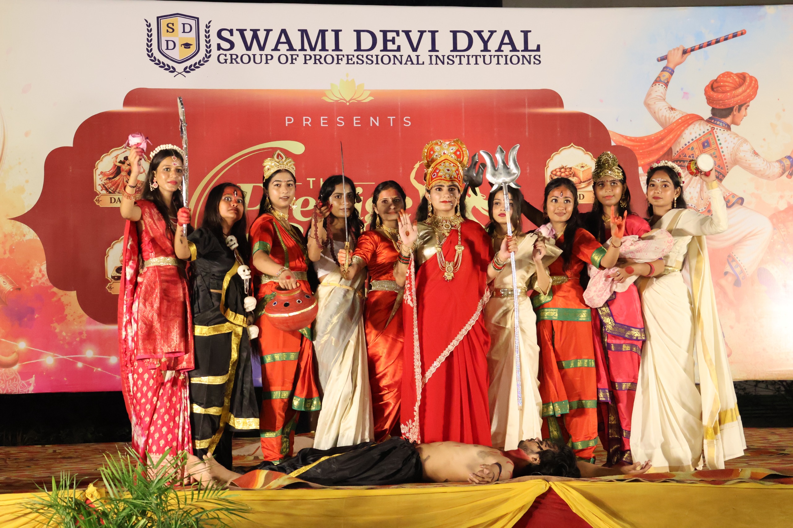 स्वामी देवी दयाल ग्रुप ऑफ प्रोफेशनल इंस्टीट्यूशंस में धूमधाम से आयोजित हुई ‘द प्रेस्टिज गरबा नाइट-2026’