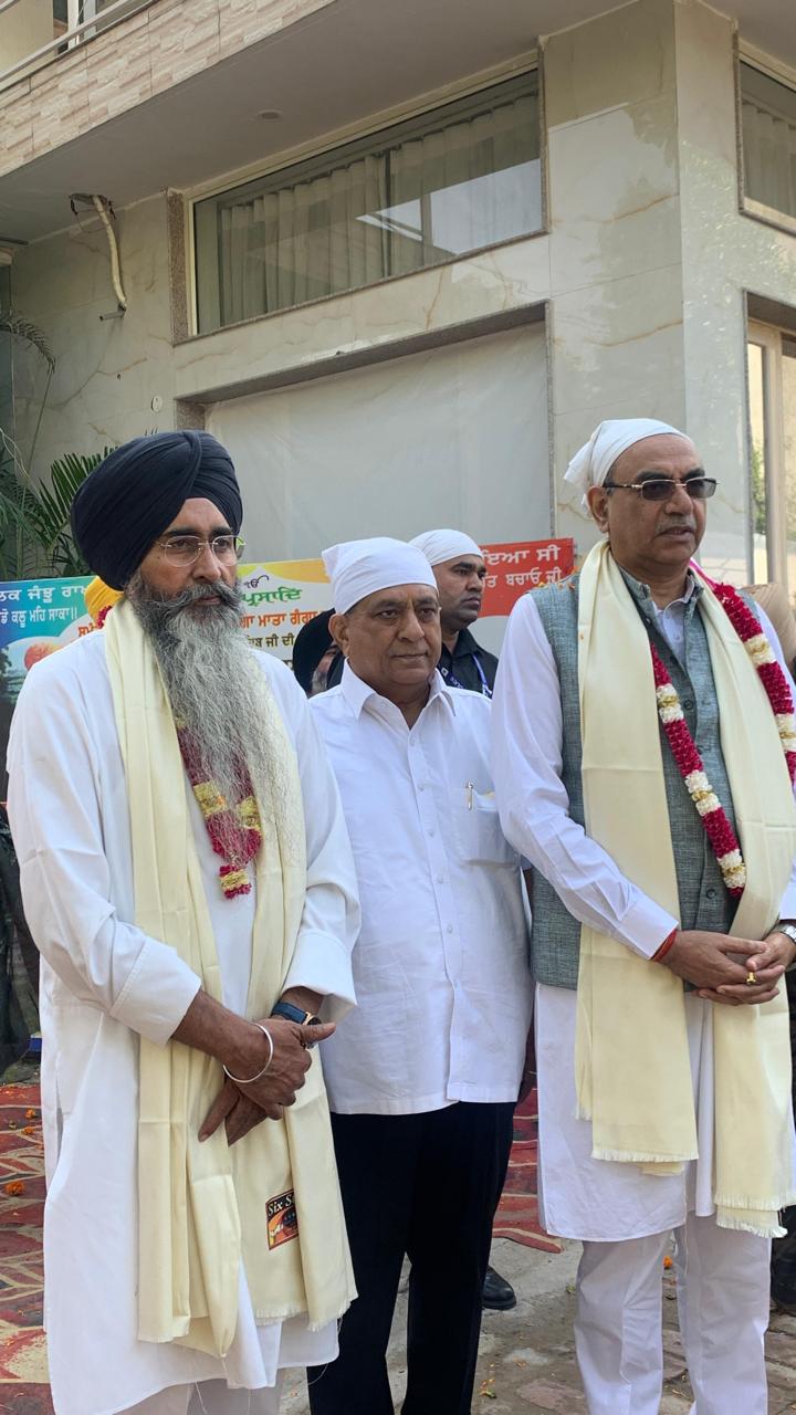 बाबा मनजीत सिंह की अगुवाई में चार दिवसीय विशाल नगर कीर्तन यात्रा हुई शुरू